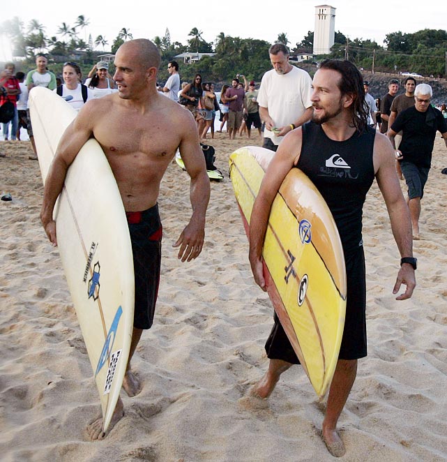 eddie-vedder-kelly-slater