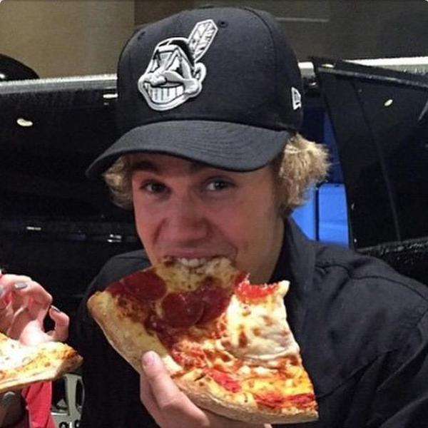 Justin bieber pizza