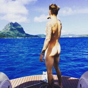 bieberbutt-1-