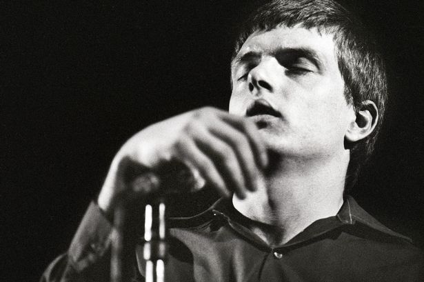 Ian-Curtis