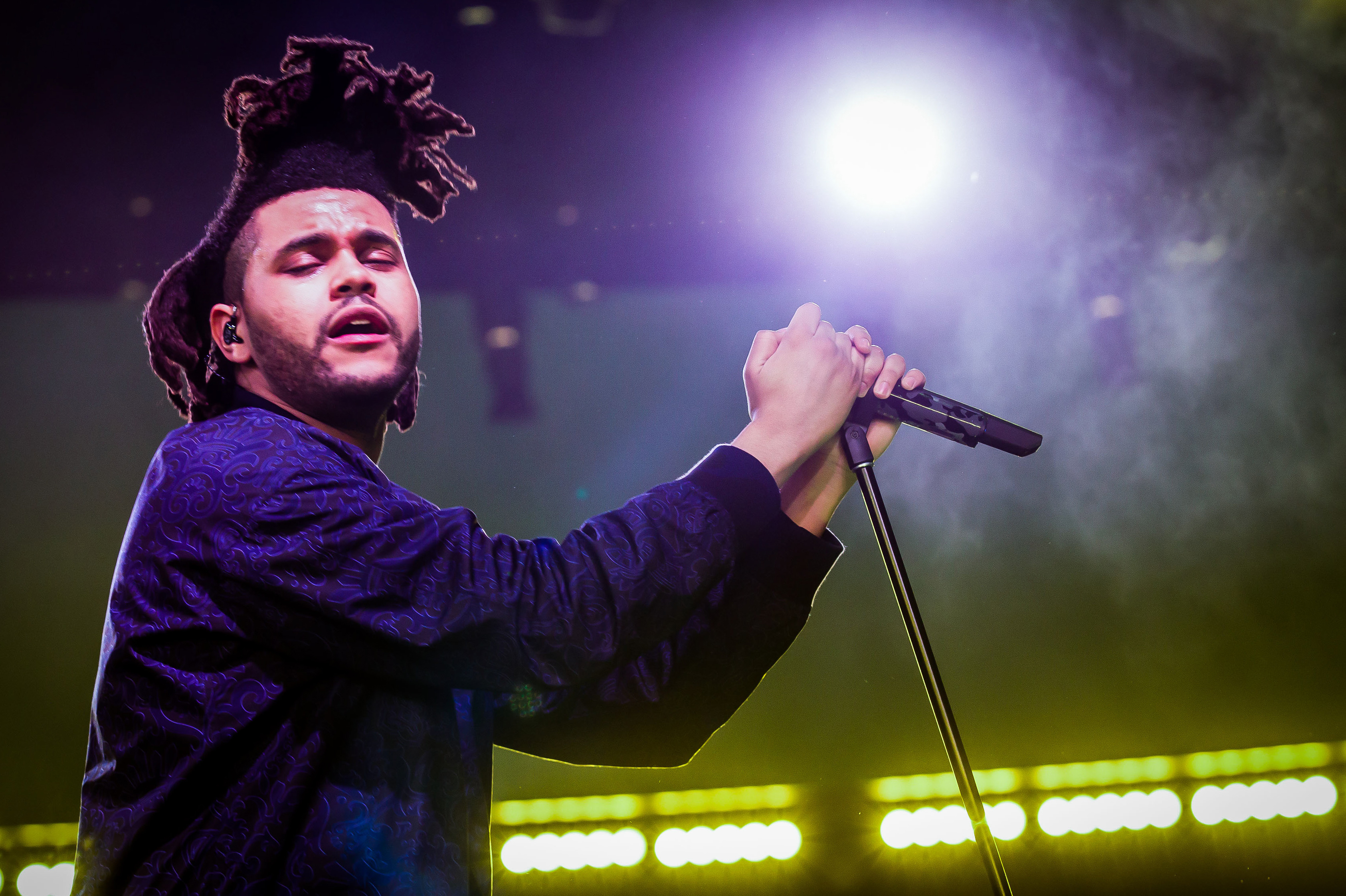 Weekend concerts. The Weeknd. The Weeknd 2015. Концерт the Weeknd. The Weeknd фото.