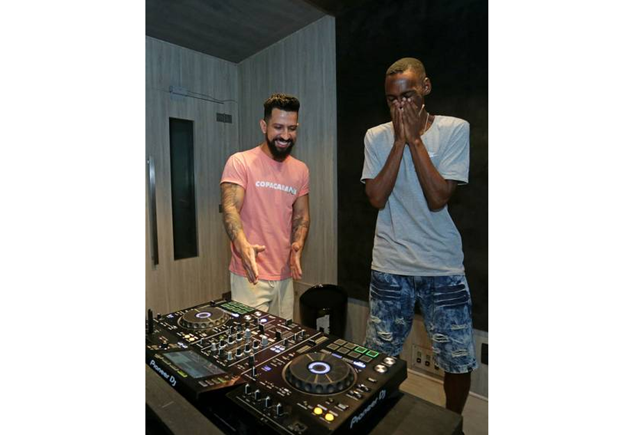 dennis-dj-leonardo-nascimento