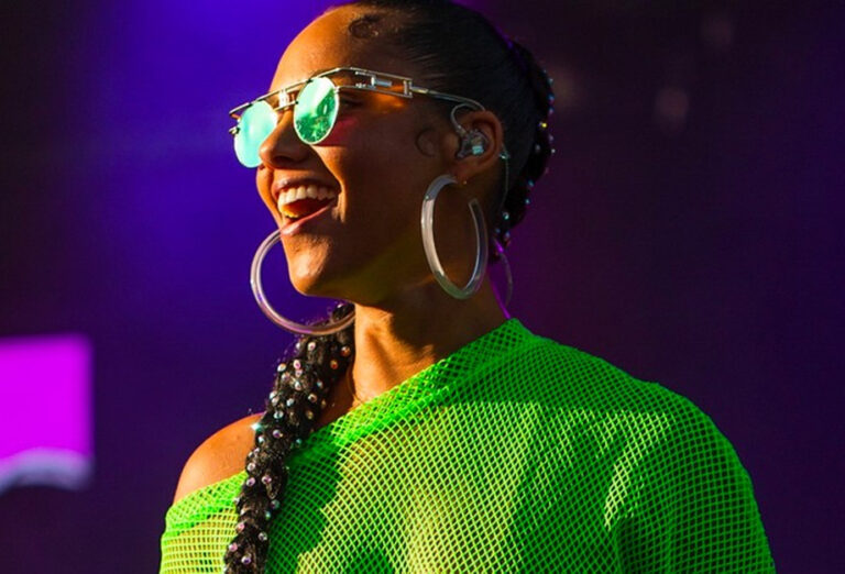 Alicia Keys lança “So Done” em parceria com Khalid. Veja o clipe